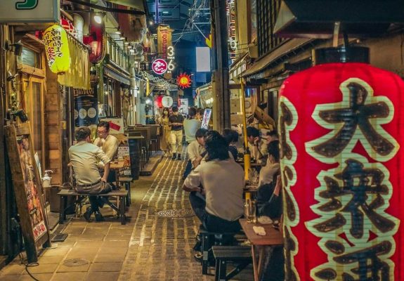 Food Tour Osaka : Spécialités Locales avec un Guide Francophone